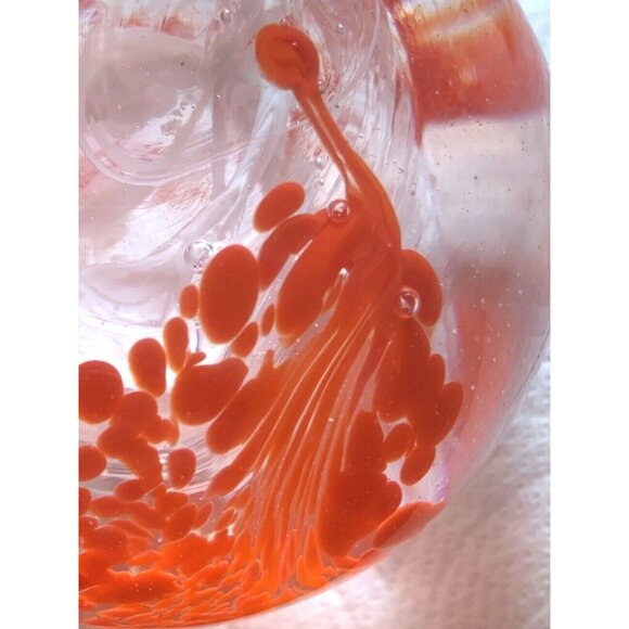 Red & White Ribbon Dragon? Globe Art Glass Paperweight Vintage - Picture 10 of 12